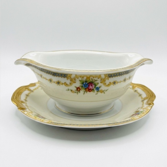 Kongo China Other - Kongo China Japan  Vintage Floral Gravy Boat with Saucer attached hand painted